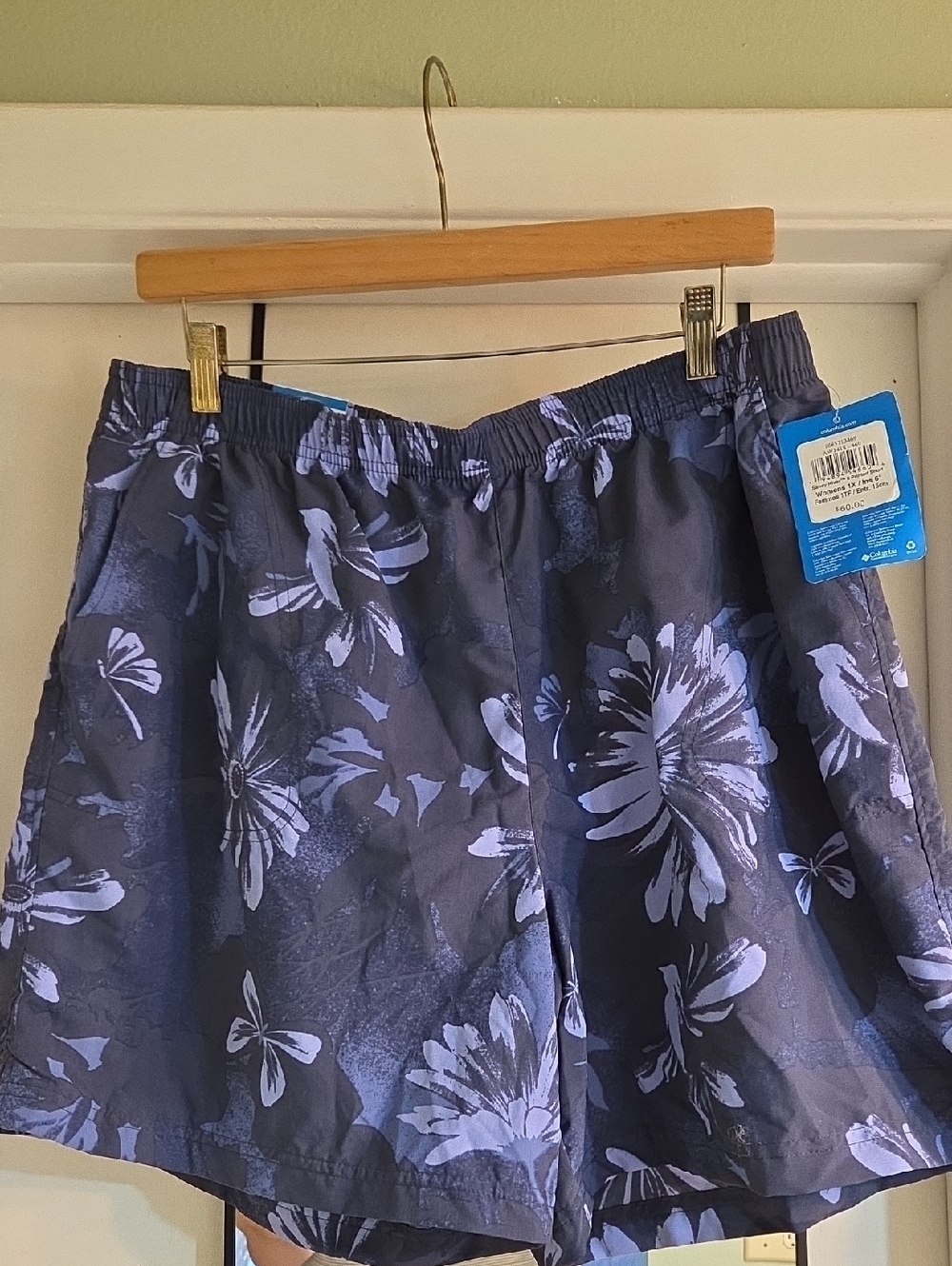 Columbia Navy Floral Shorts